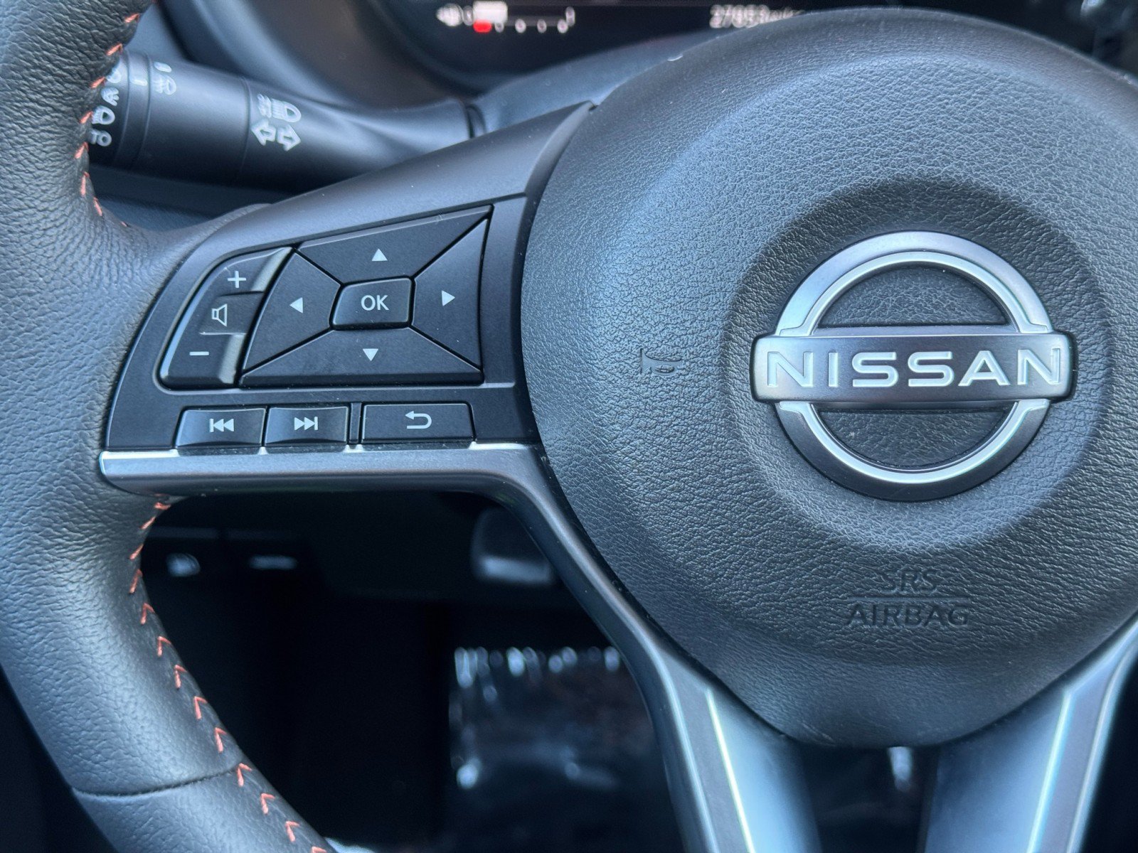 Used 2023 Nissan Kicks SR w/ SR Premium Package FWD image 19