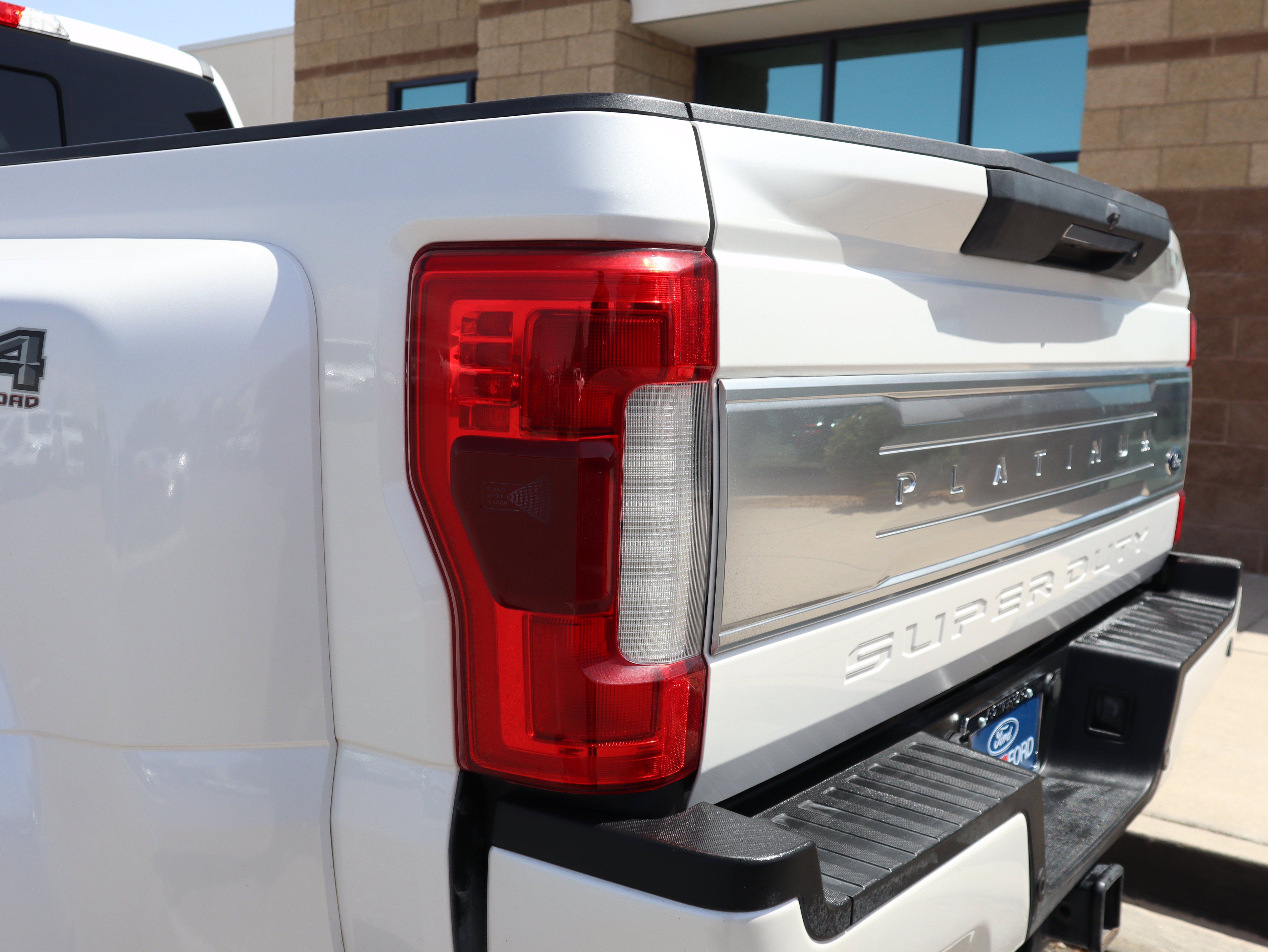Used 2019 Ford F350 Platinum w/ Platinum Ultimate Package AWD/4WD image 18