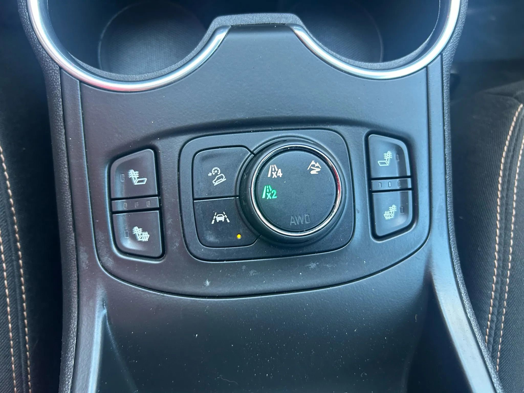 Used 2021 GMC Terrain SLE w/ Driver Convenience Package image 16