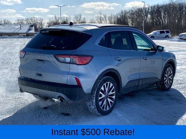 Used 2022 Ford Escape Titanium image 3