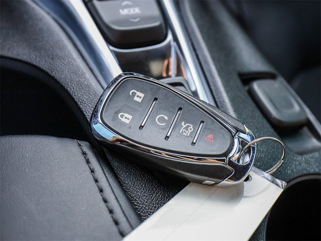 Used 2018 Chevrolet Camaro LT w/ RS Package image 27