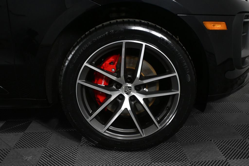 Used 2024 Porsche Macan S w/ Premium Plus Package image 35