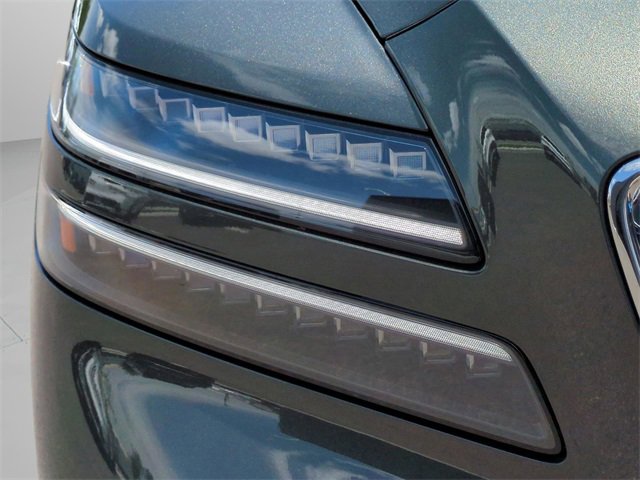 Used 2025 Genesis GV80 3.5T Prestige image 9