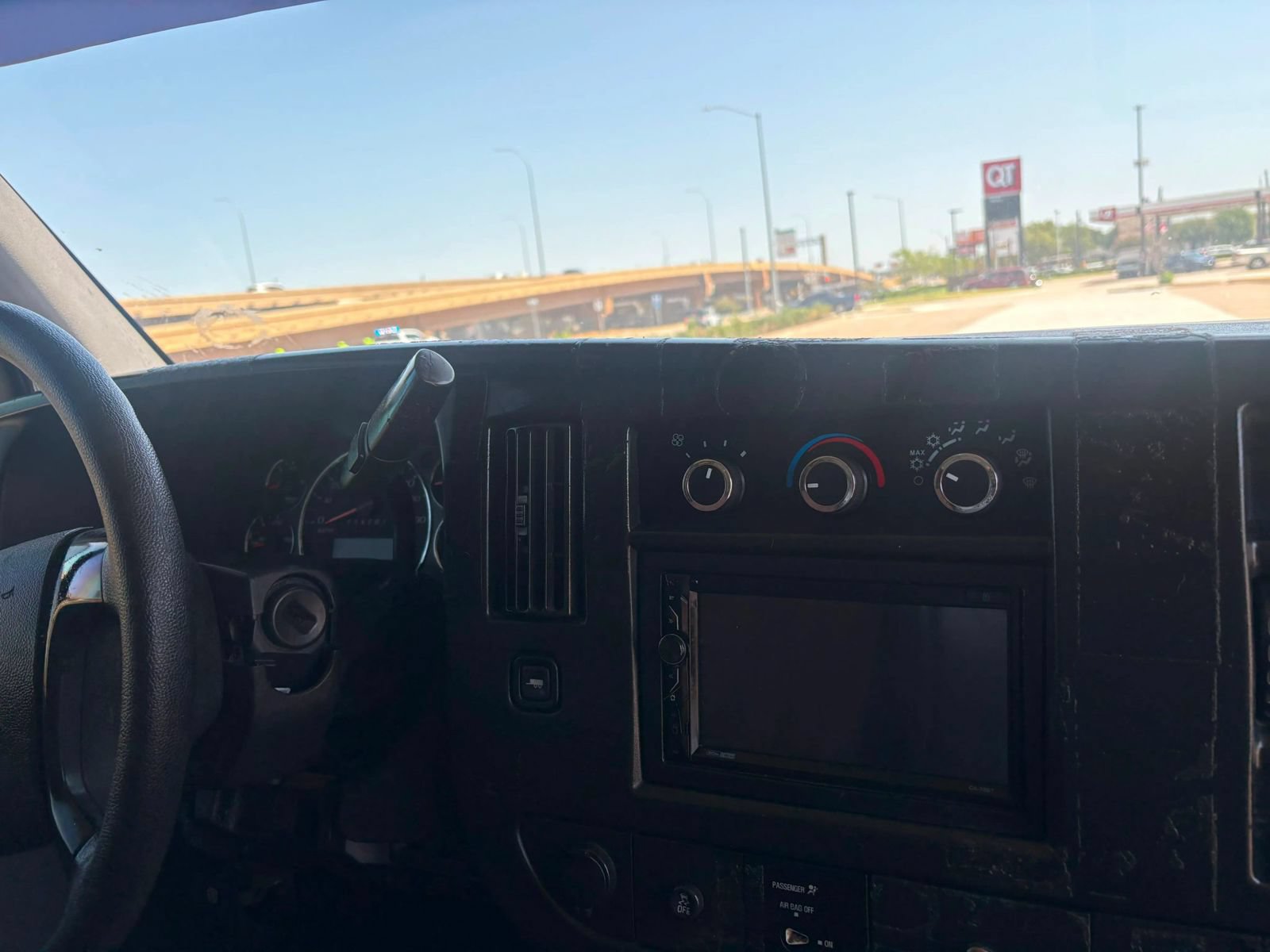Used 2012 Chevrolet Express 2500 Extended RWD image 10