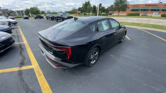 Used 2025 Kia K4 FWD image 2
