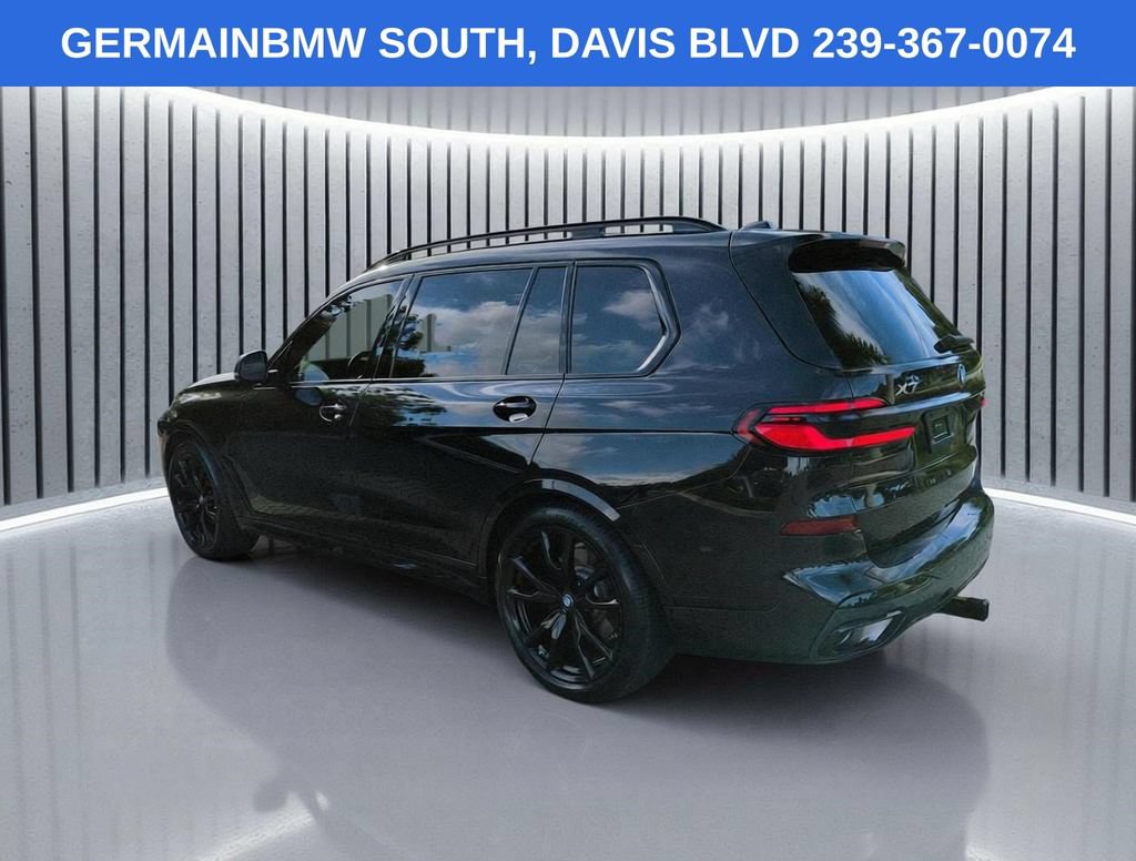 Used 2025 BMW X7 xDrive40i w/ M Sport Package AWD/4WD image 7