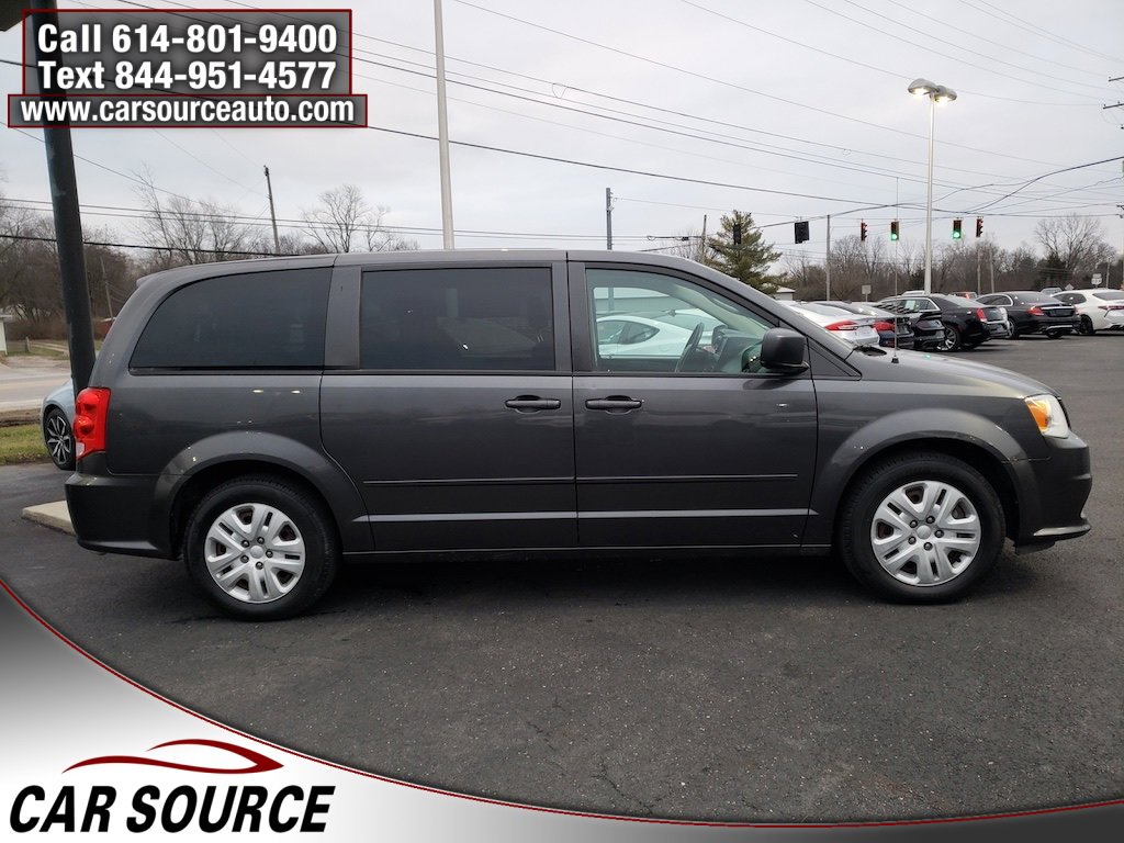 Used 2017 Dodge Grand Caravan SE w/ Power Window Group image 4