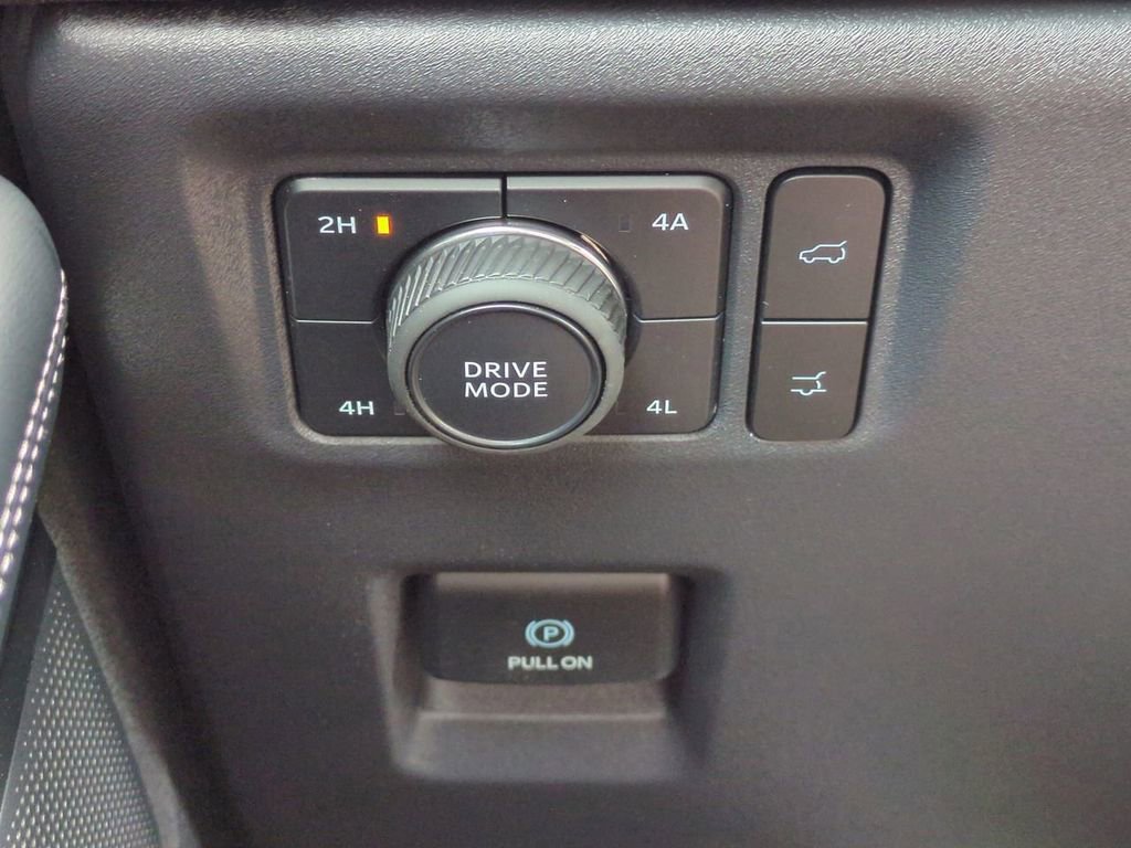 New 2025 Ford Expedition Platinum w/ Stealth Appearance Package image 28