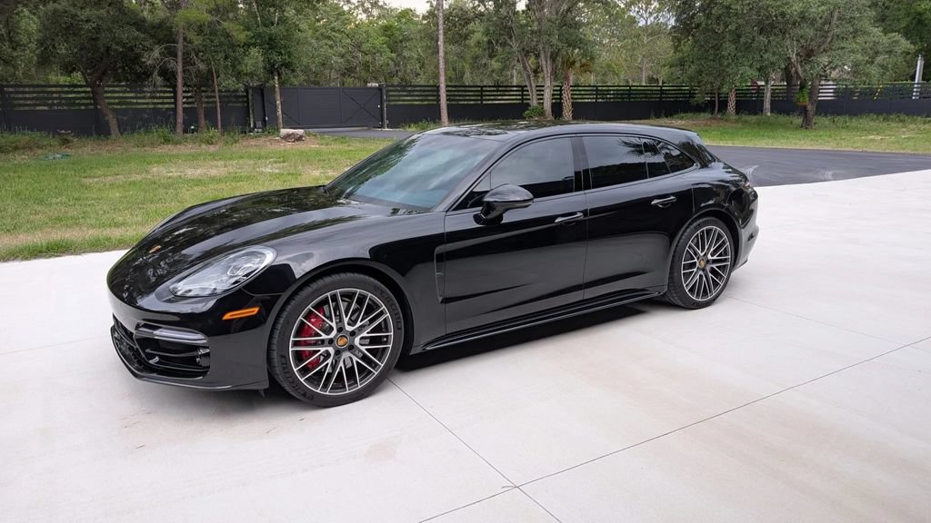 Used 2023 Porsche Panamera 4S AWD/4WD image 4