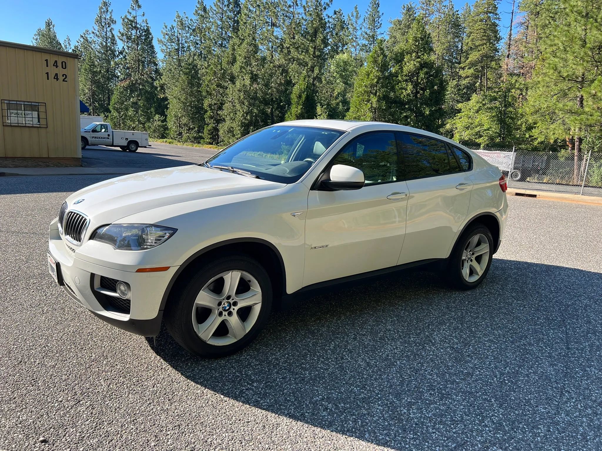 Used 2014 BMW X6 xDrive35i image 11