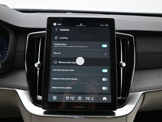 New 2026 Volvo XC90 B6 Ultra w/ Protection Package Premier image 18