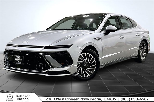 Used 2025 Hyundai Sonata Limited image 1