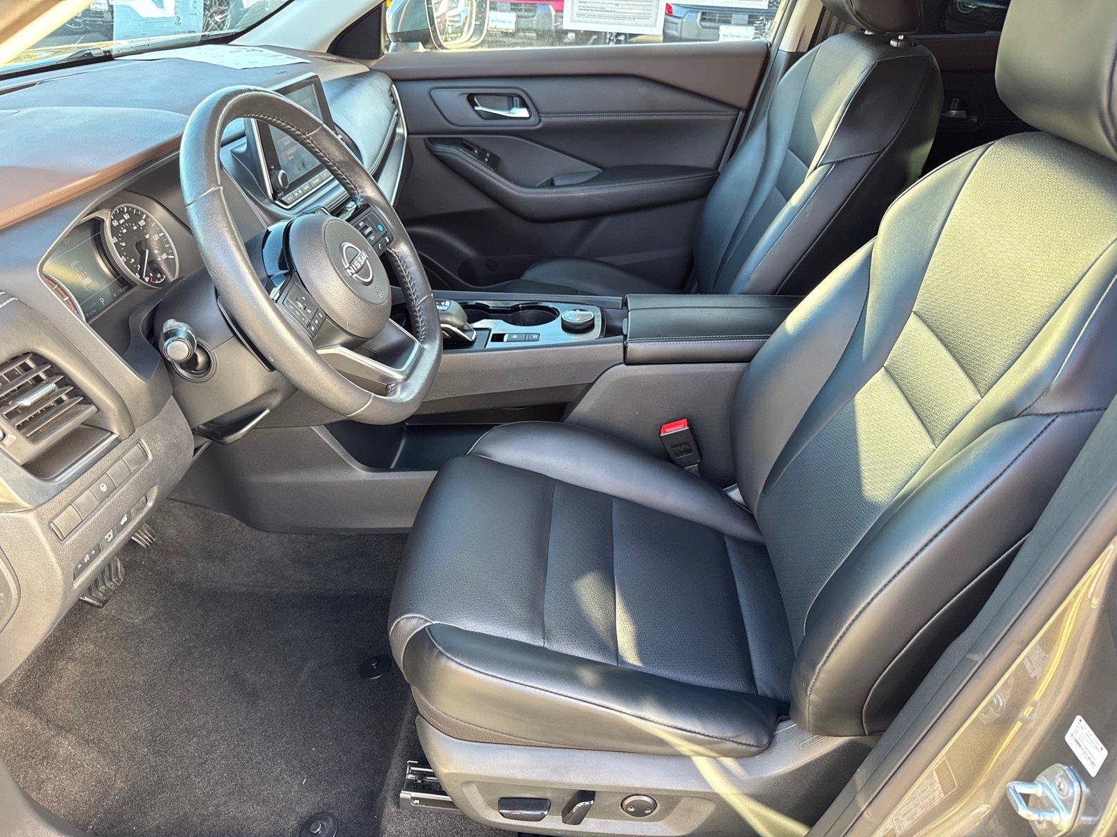 Used 2023 Nissan Rogue SV w/ SV Premium B Package AWD/4WD image 26
