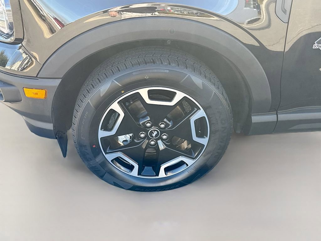 Used 2023 Ford Bronco Sport Outer Banks w/ Tech Package image 25
