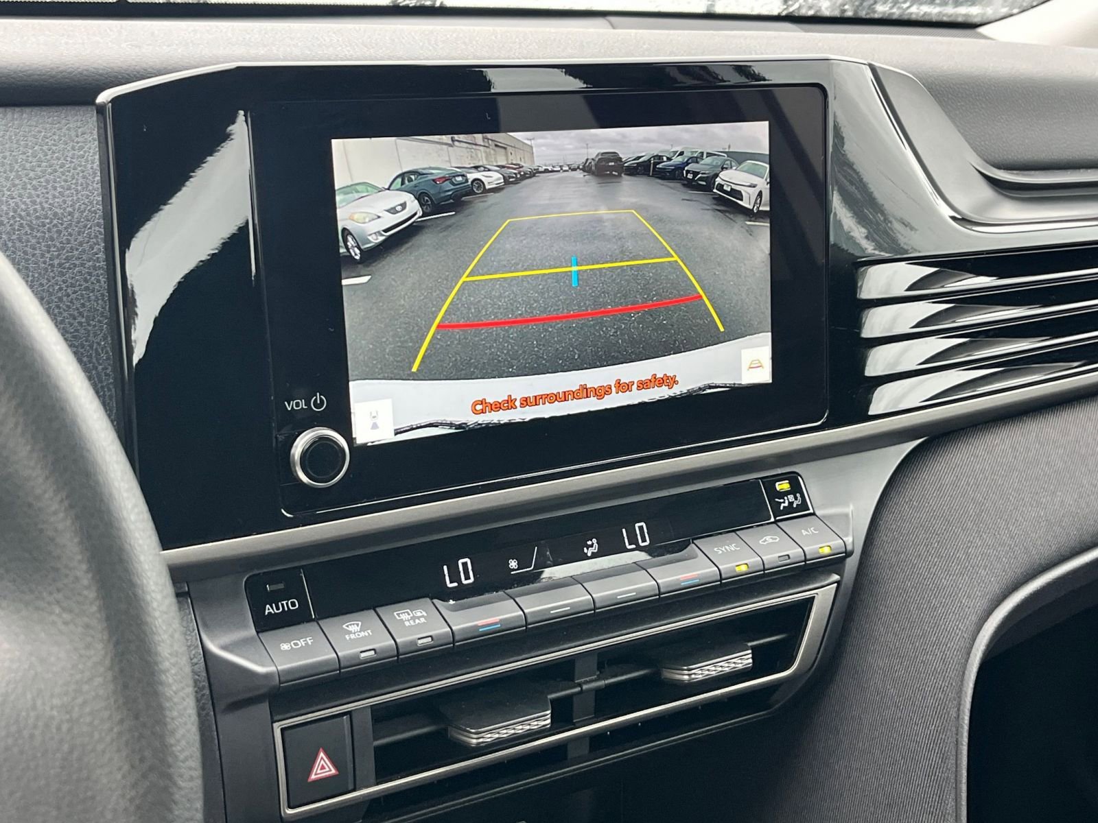 Used 2025 Toyota Camry LE FWD image 20