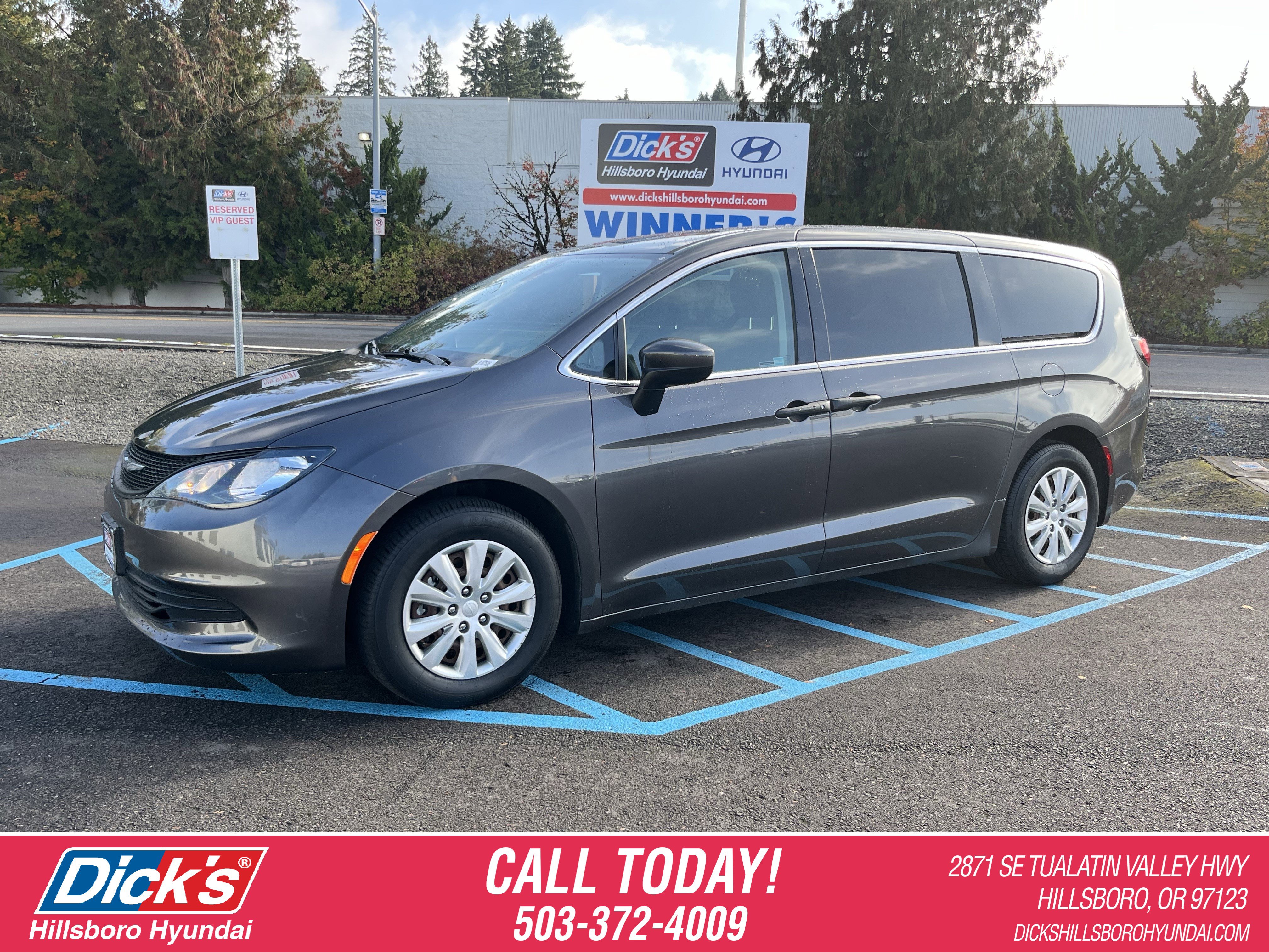 Used 2020 Chrysler Voyager L 360° Tour