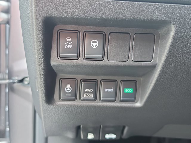 Used 2022 Nissan Rogue Sport SL w/ Premium Package AWD/4WD image 12