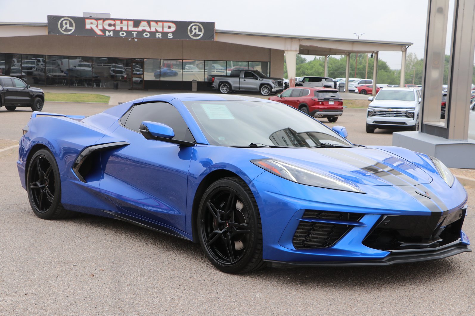 Used 2021 Chevrolet Corvette Stingray Preferred Conv w/ Z51 Performance Package RWD image 1