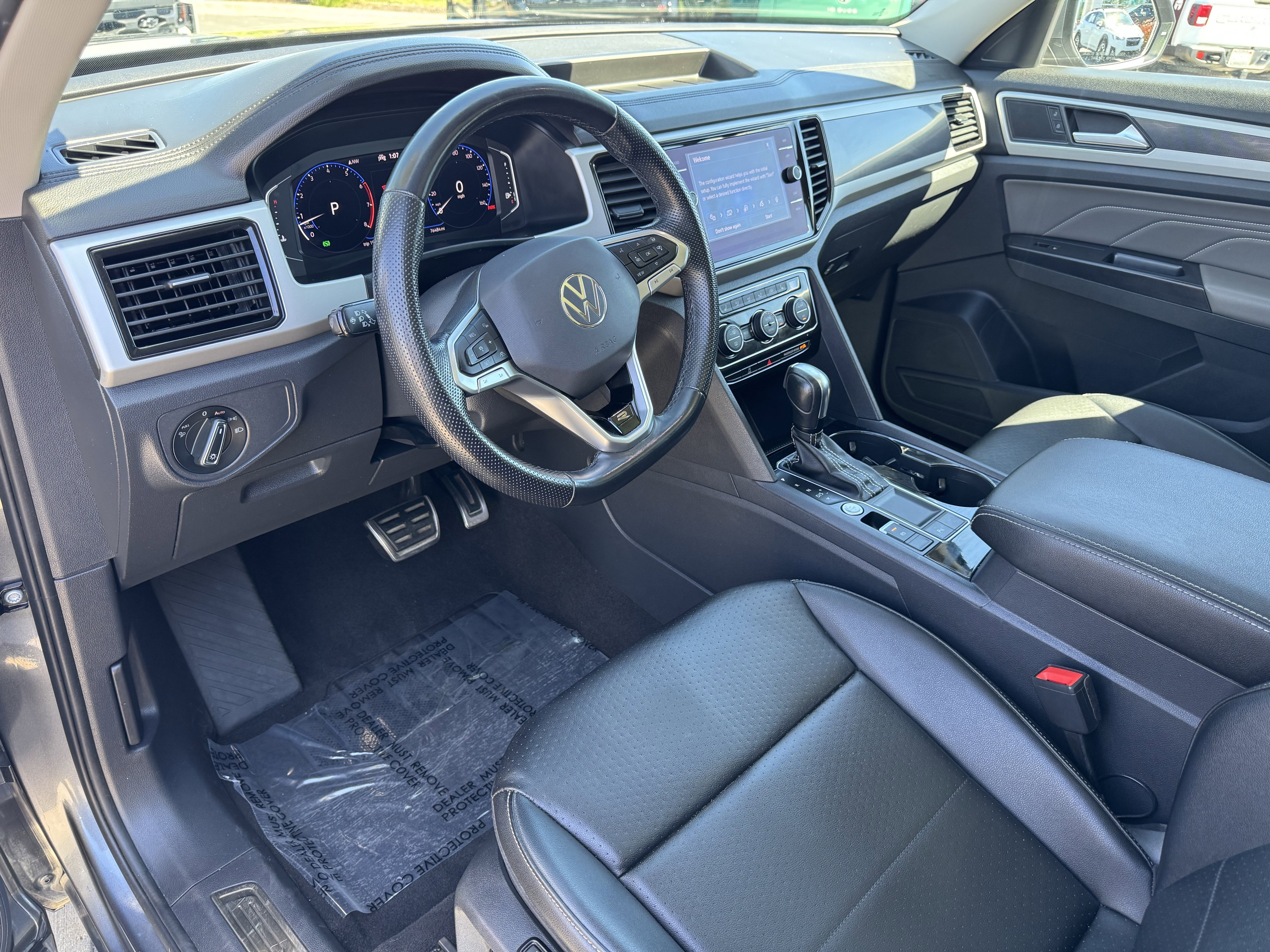 Used 2021 Volkswagen Atlas SEL R-Line image 17