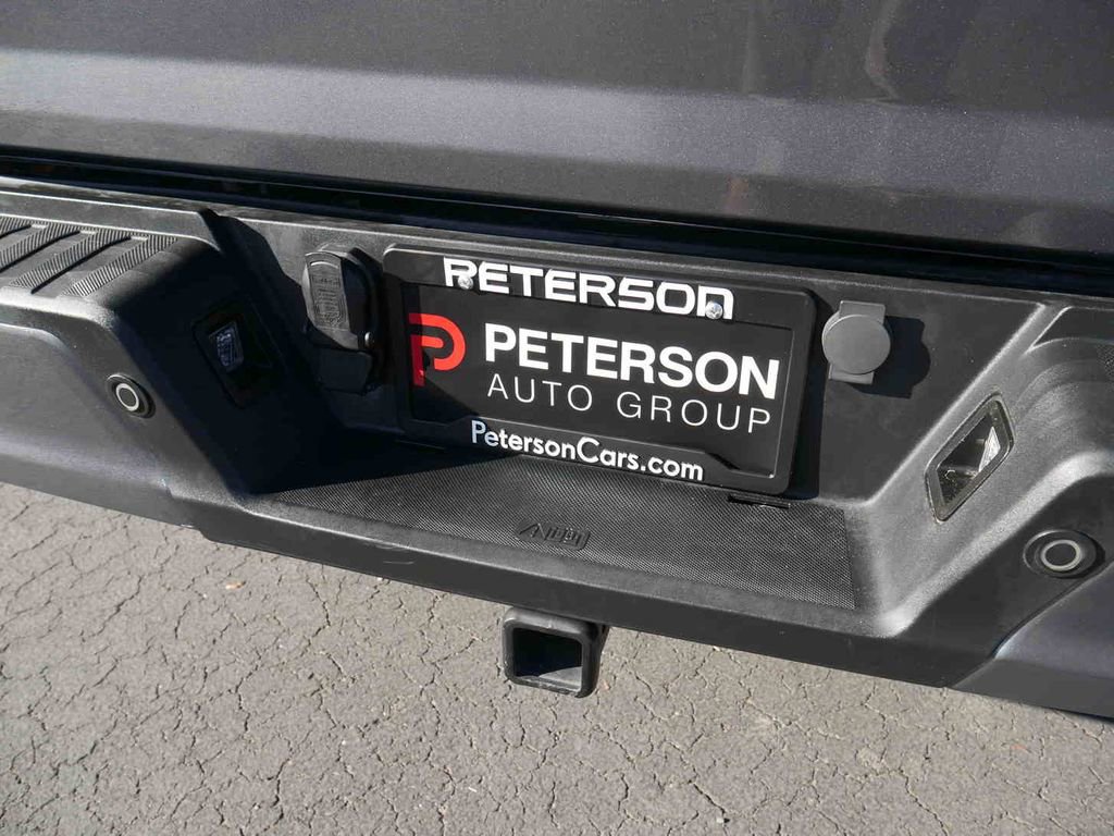 Used 2023 Ford F150 Platinum image 9