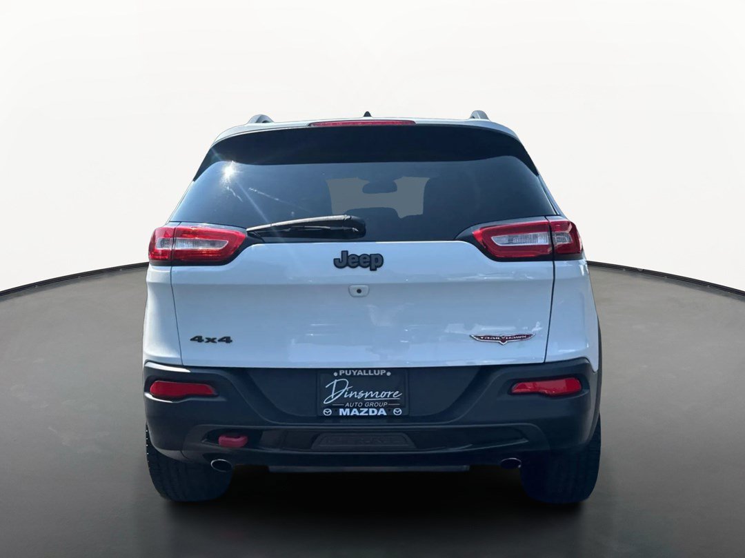 Used 2017 Jeep Cherokee Trailhawk AWD/4WD image 4