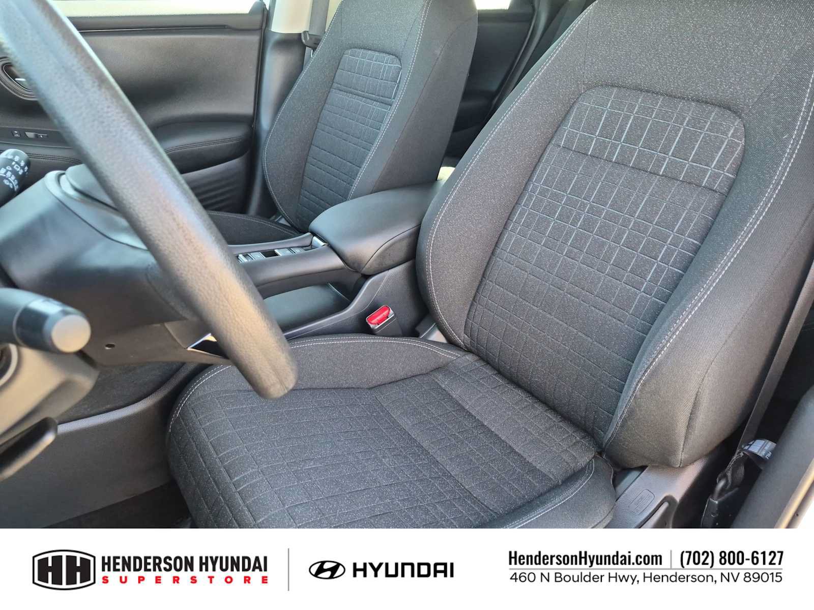 Used 2023 Honda HR-V LX image 16