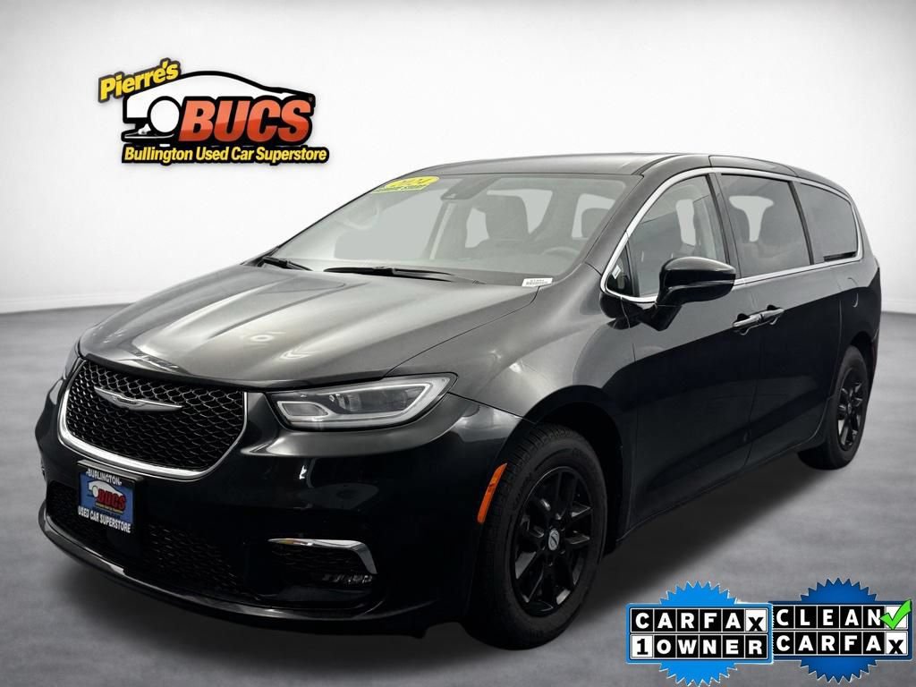 Used 2024 Chrysler Pacifica Touring-L FWD image 1
