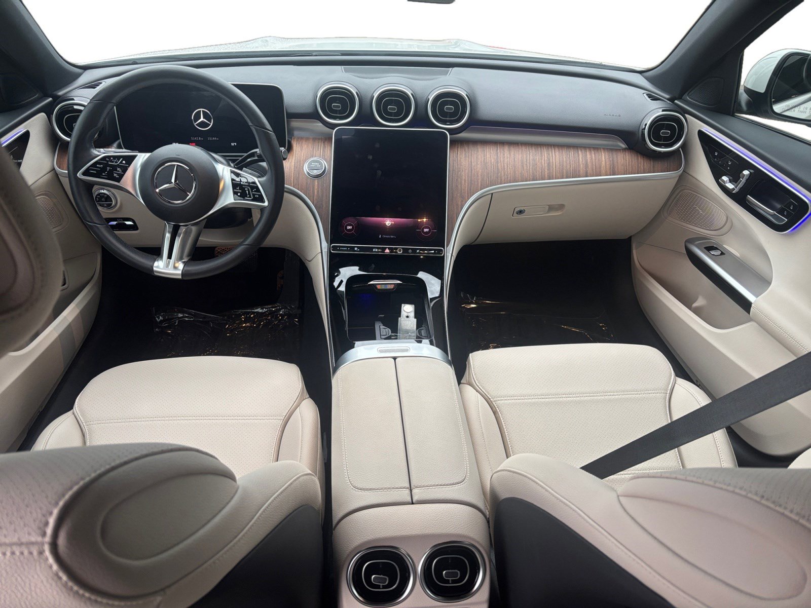 Used 2024 Mercedes-Benz C 300 Sedan image 10