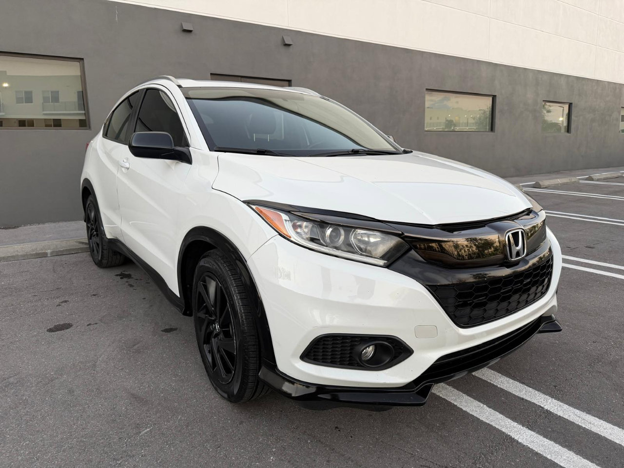 Used 2022 Honda HR-V Sport image 8