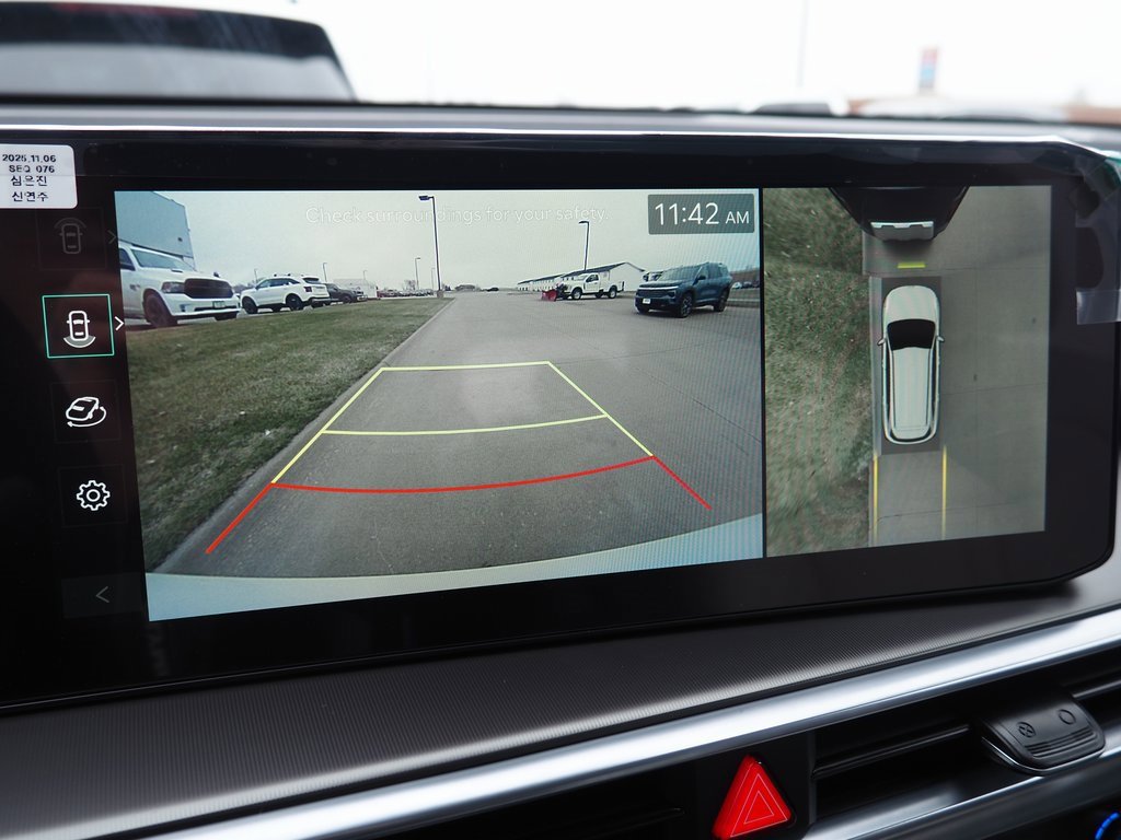 New 2026 Kia Sorento SX Prestige image 17