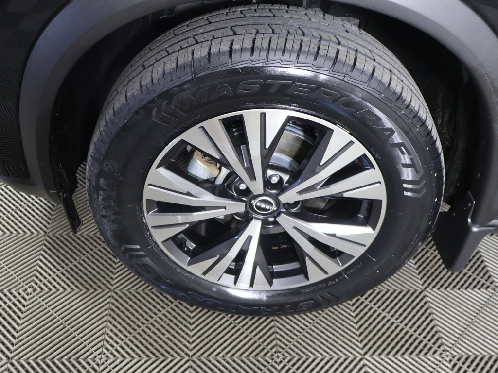 Used 2023 Nissan Rogue SV AWD/4WD image 15
