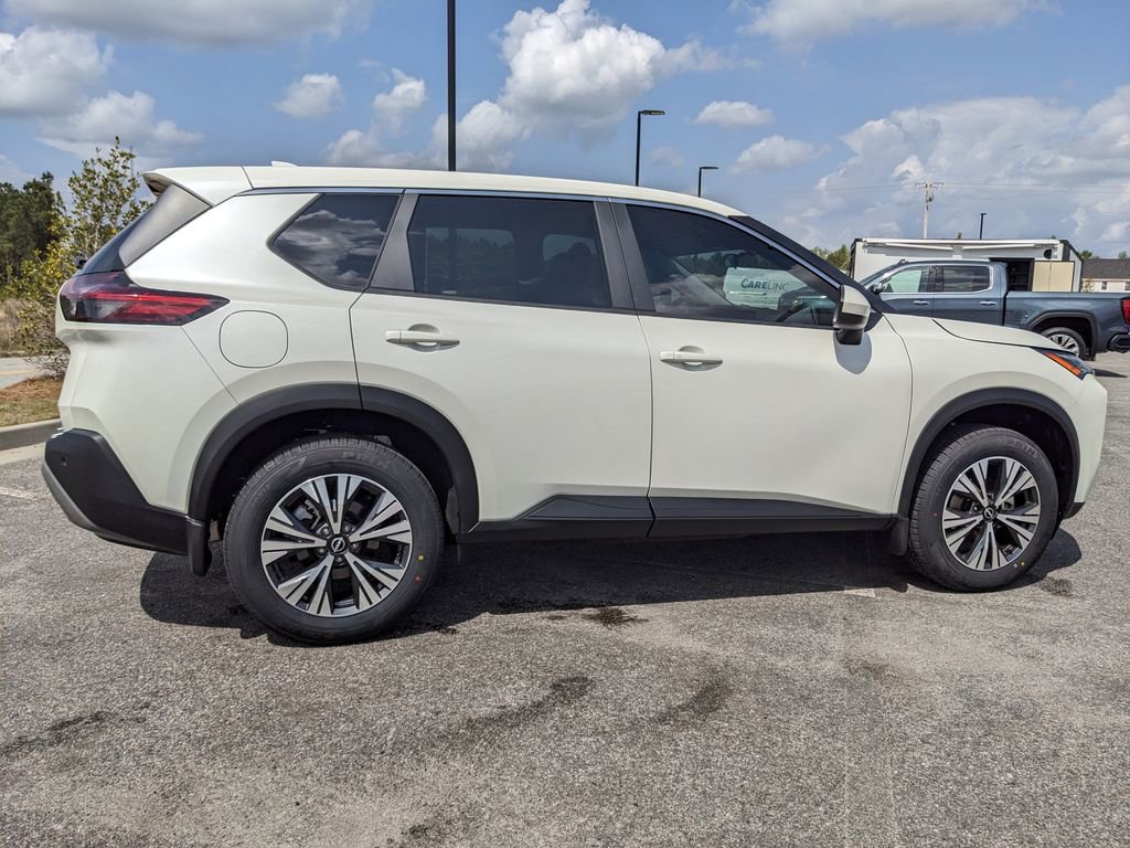 Used 2023 Nissan Rogue SV image 22
