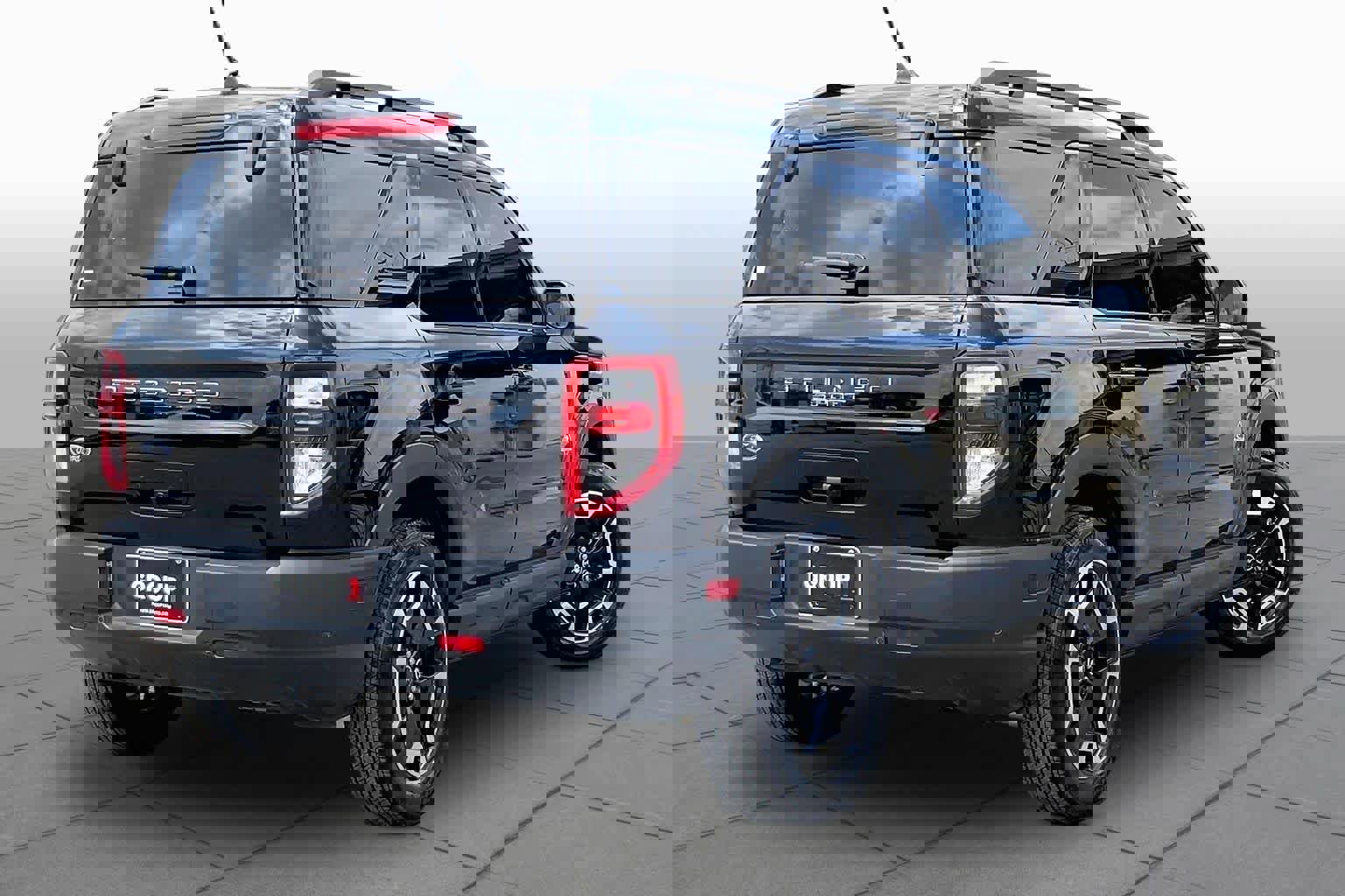 Used 2024 Ford Bronco Sport Outer Banks w/ Tech Package image 12