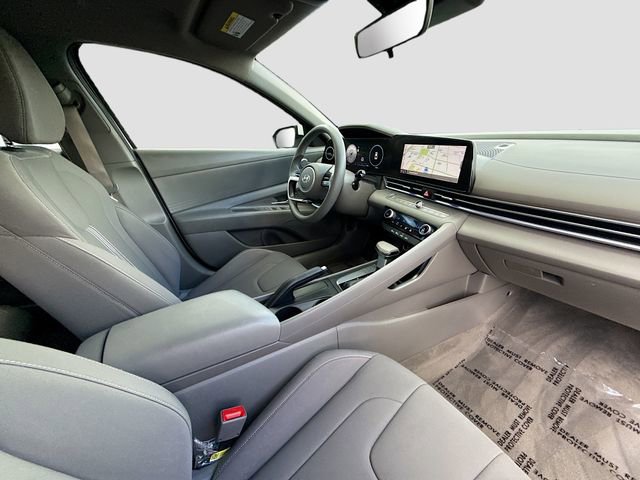 Used 2024 Hyundai Elantra SEL image 27