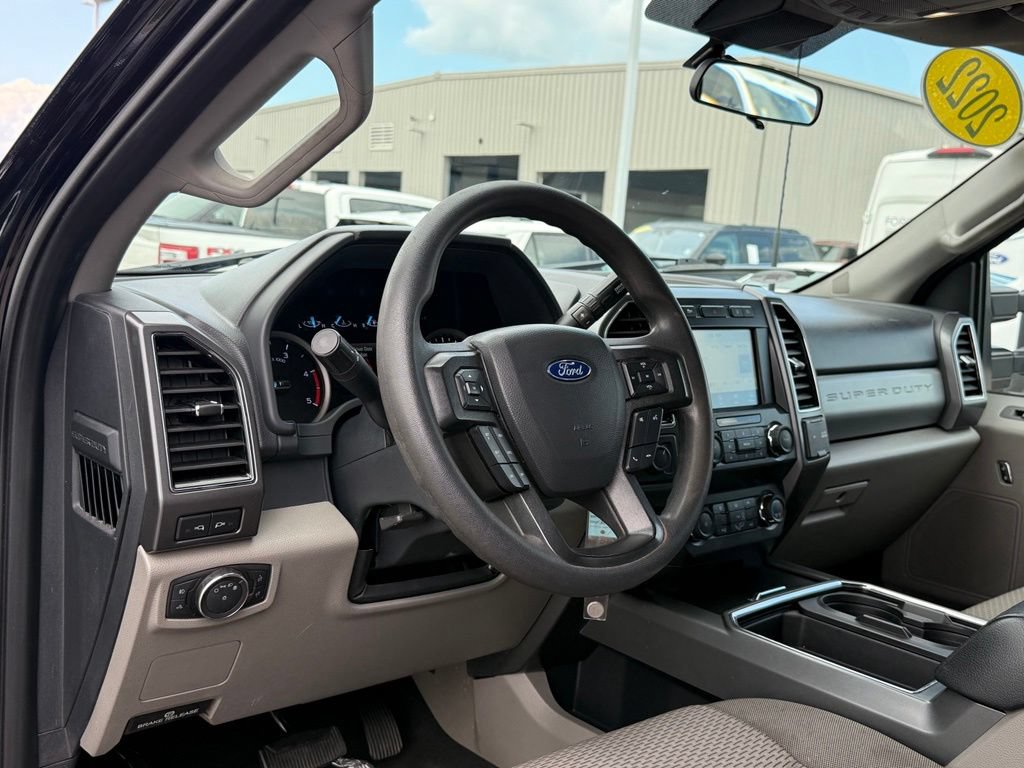 Used 2022 Ford F450 XLT w/ XLT Premium Package AWD/4WD image 4