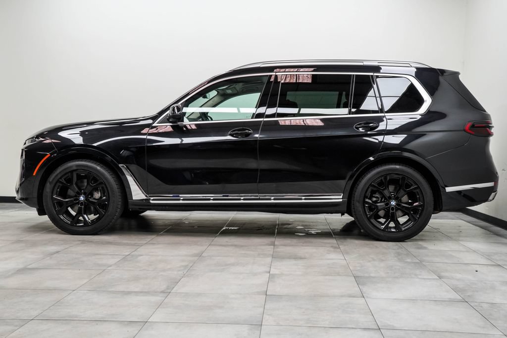 Used 2025 BMW X7 xDrive40i AWD/4WD image 10