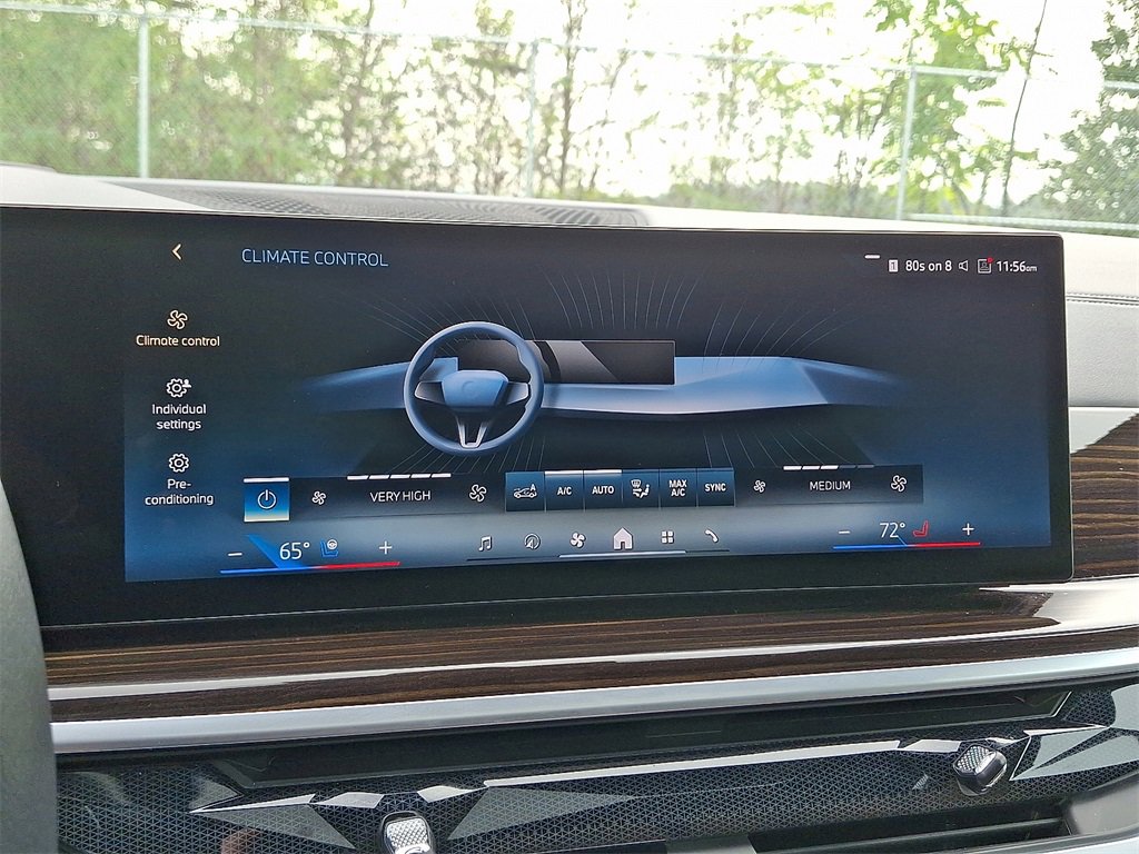 Certified 2024 BMW X5 xDrive50e w/ Premium Package image 19