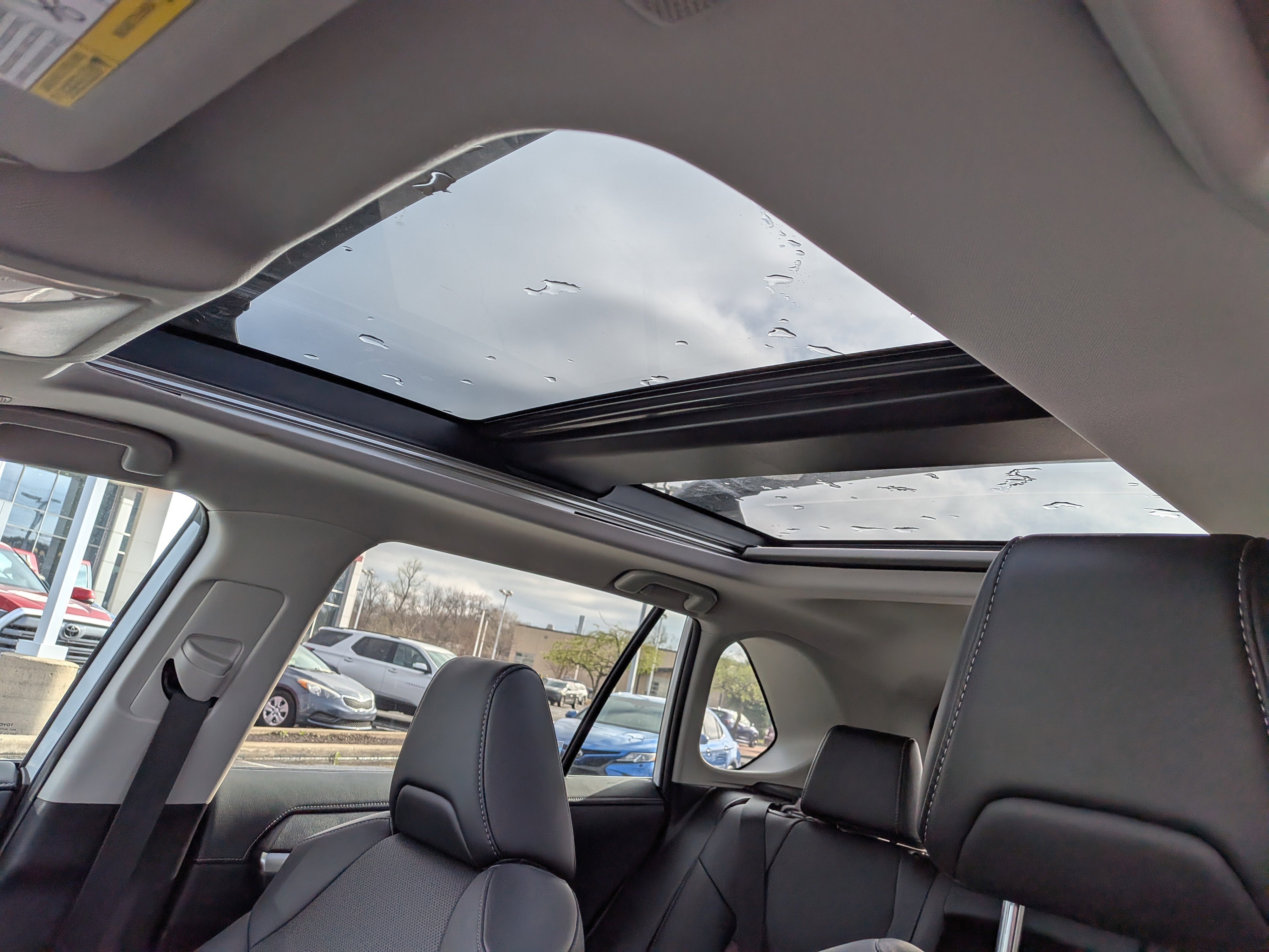 Used 2024 Toyota RAV4 Limited w/ Advanced Technology Package image 19