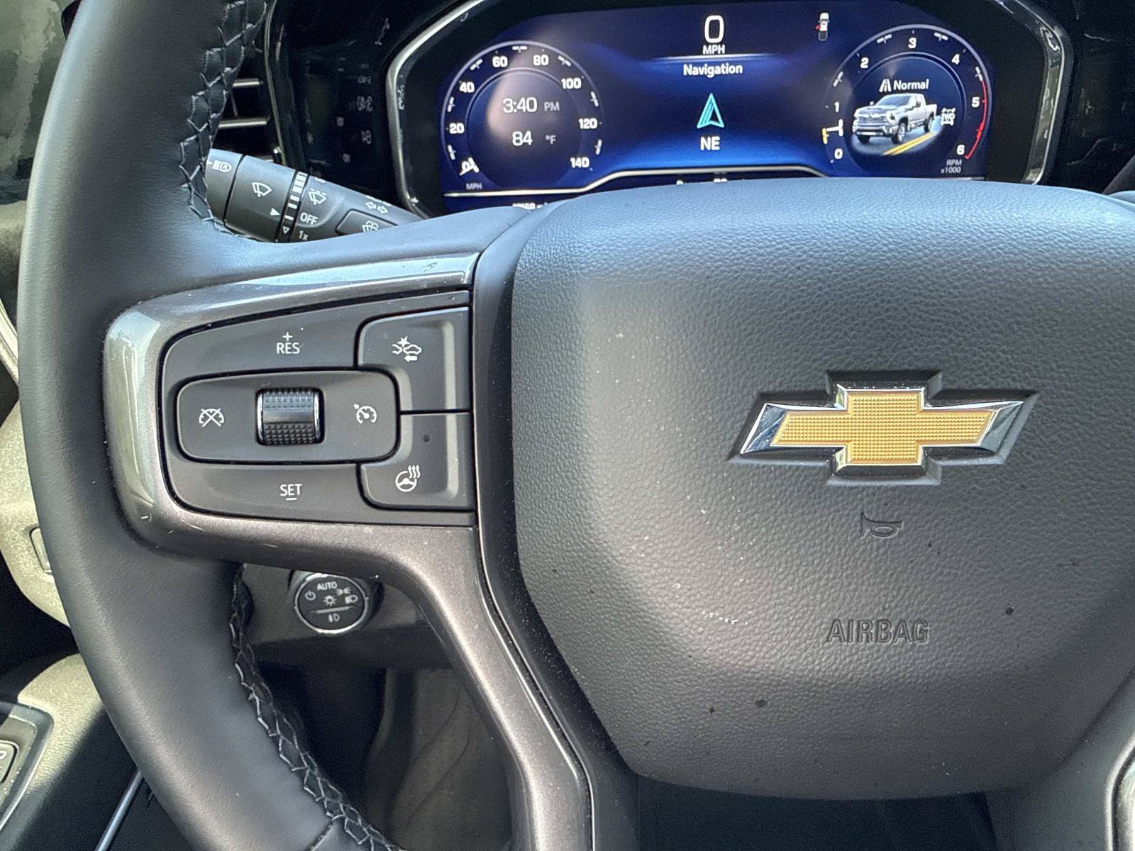 Used 2025 Chevrolet Silverado 2500 High Country w/ High Country Premium Package AWD/4WD image 15