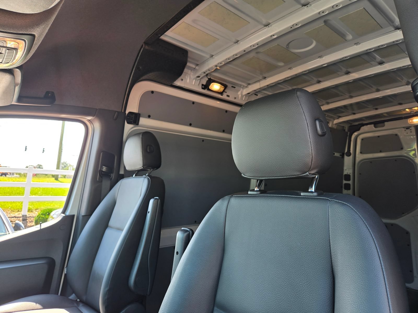 Certified 2025 Mercedes-Benz Sprinter 2500 image 11