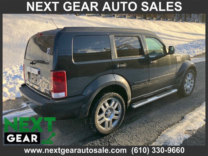 Used 2009 Dodge Nitro R/T image 5