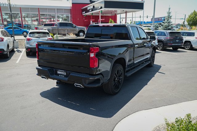 Used 2024 Chevrolet Silverado 1500 High Country w/ Technology Package image 6