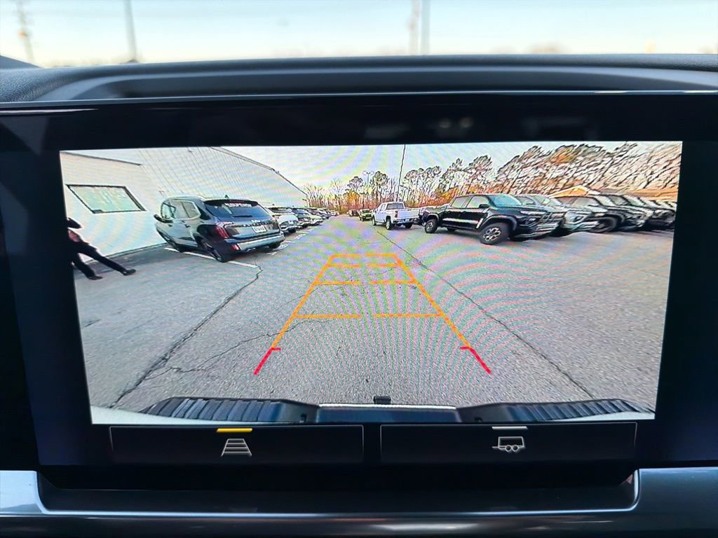 Used 2024 Chevrolet Silverado 2500 LT image 19