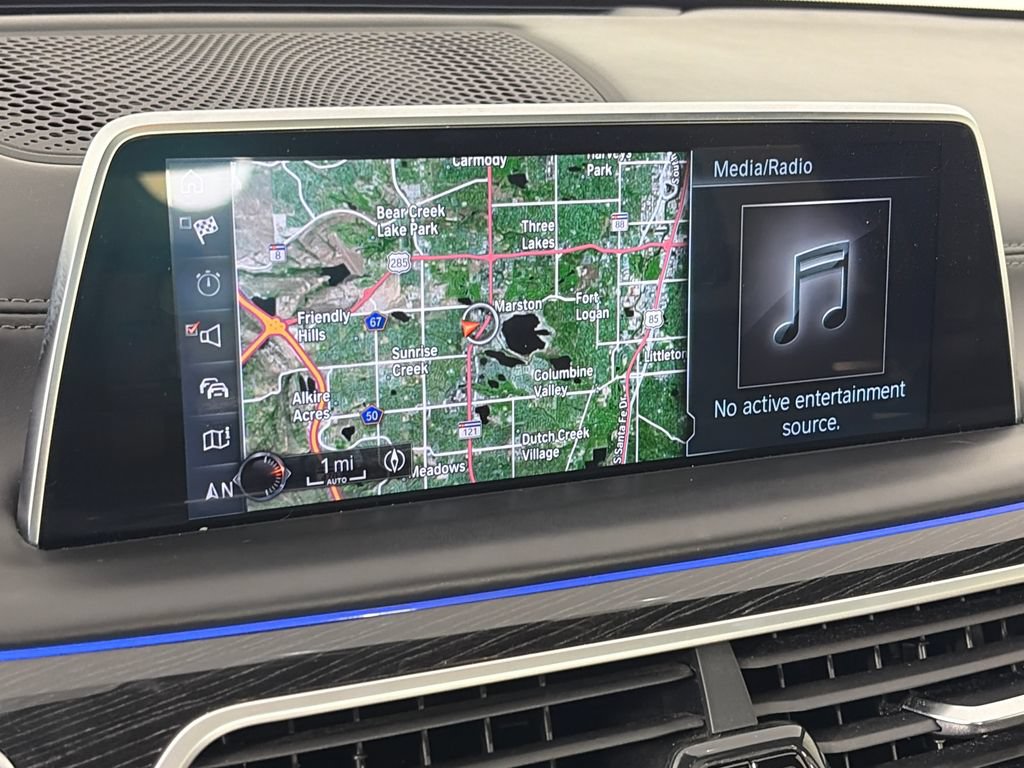 Used 2017 BMW 750i xDrive AWD/4WD image 19