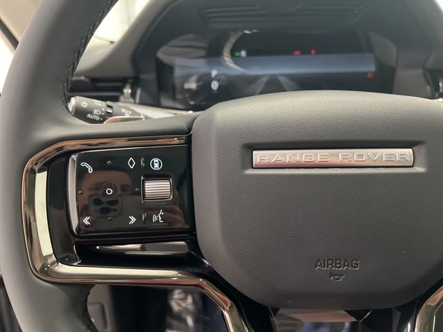 Used 2025 Land Rover Range Rover Evoque S image 30