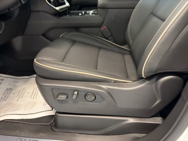 Used 2026 GMC Yukon Elevation image 17