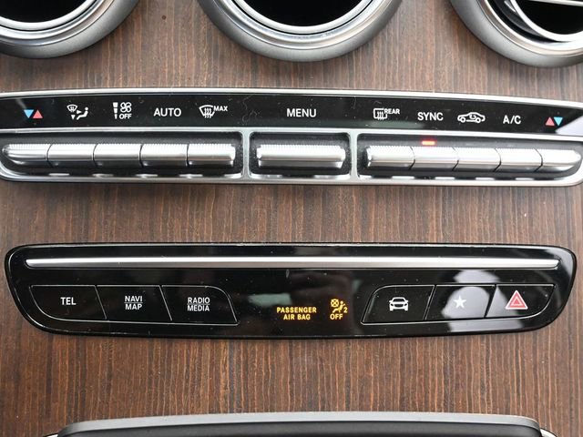 Used 2021 Mercedes-Benz GLC 300 4MATIC image 19