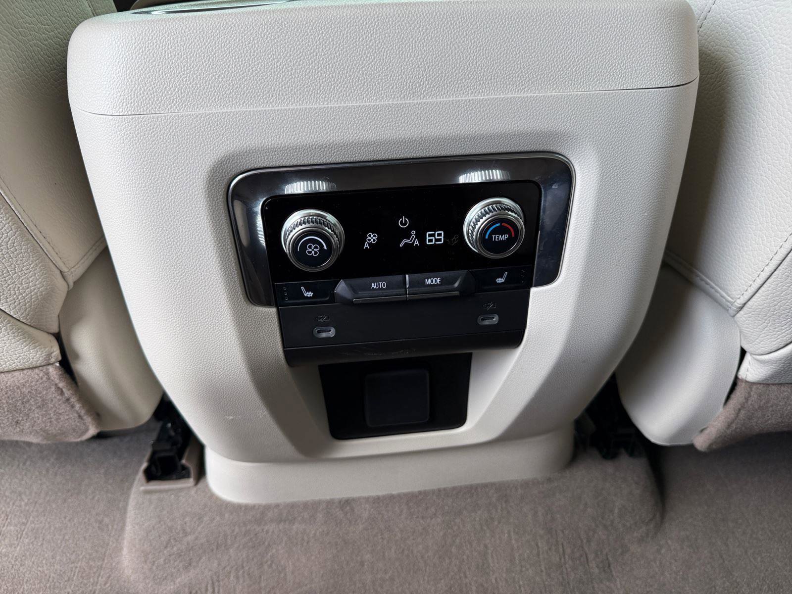 Used 2023 GMC Yukon Denali w/ Max Trailering Package image 20