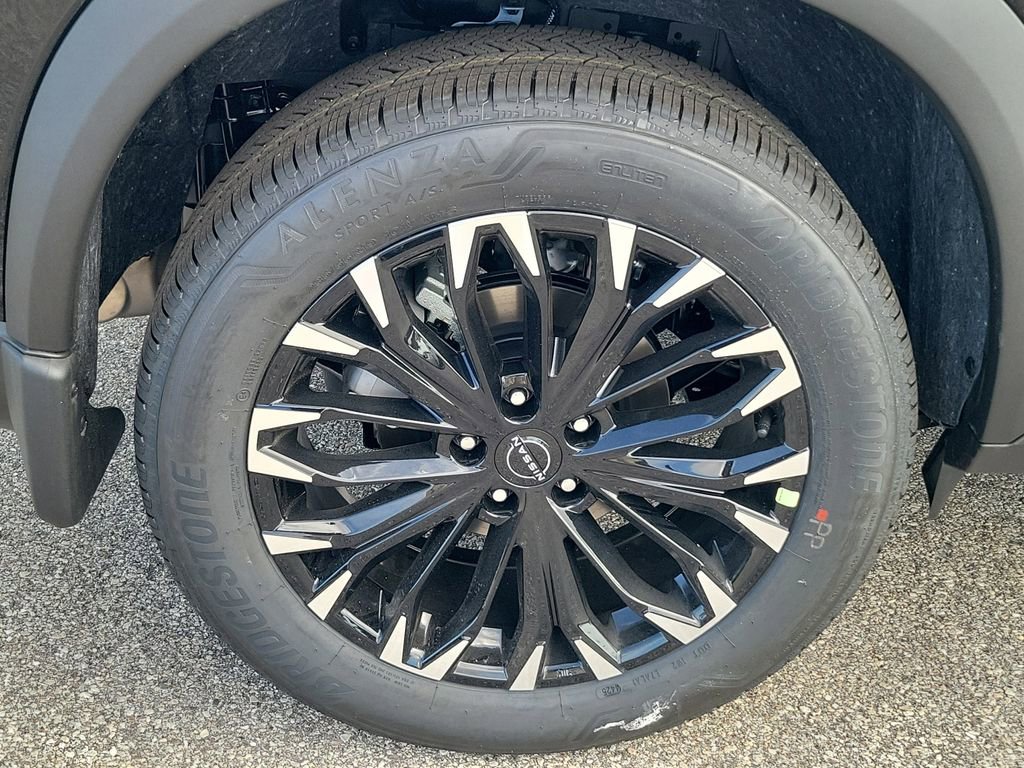 New 2026 Nissan Rogue SV image 3