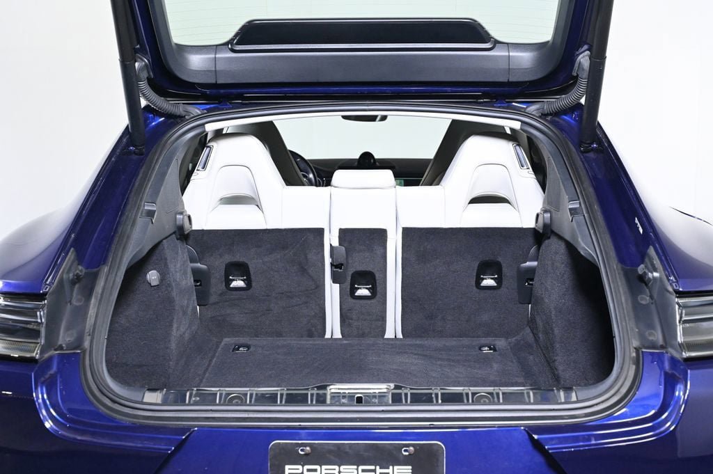 Certified 2023 Porsche Panamera Platinum Edition RWD image 27